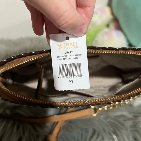 Michael Kors Cindy Dome Crossbody Purse - Picture 2 of 4